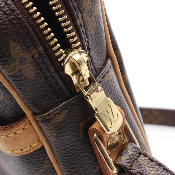 LOUIS VUITTON Brown Monogram Leather Shoulder Bag - Picture 8 of 8